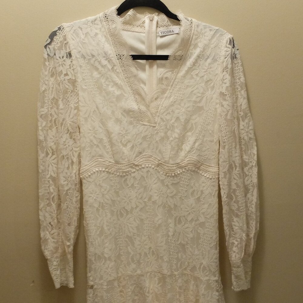 Lace dress